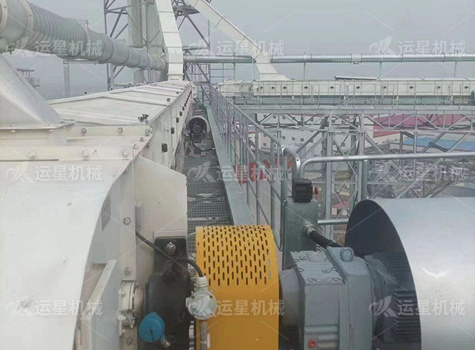斗式提升機、密封單托輥氣墊皮帶機